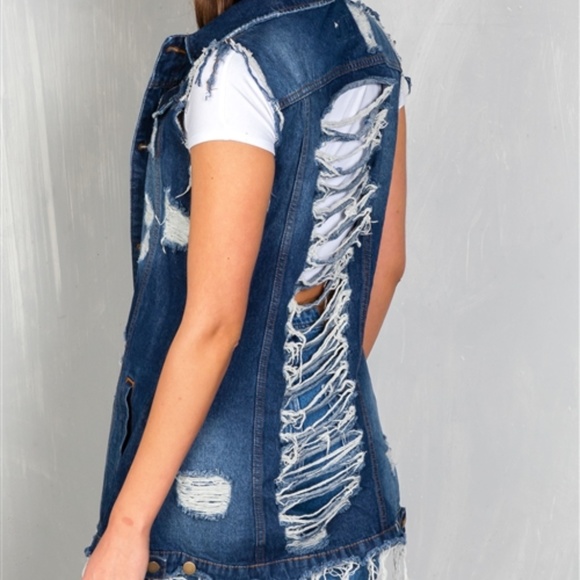 ๐LAST 1๐ DISTRESSED DENIM VEST - Picture 3 of 4